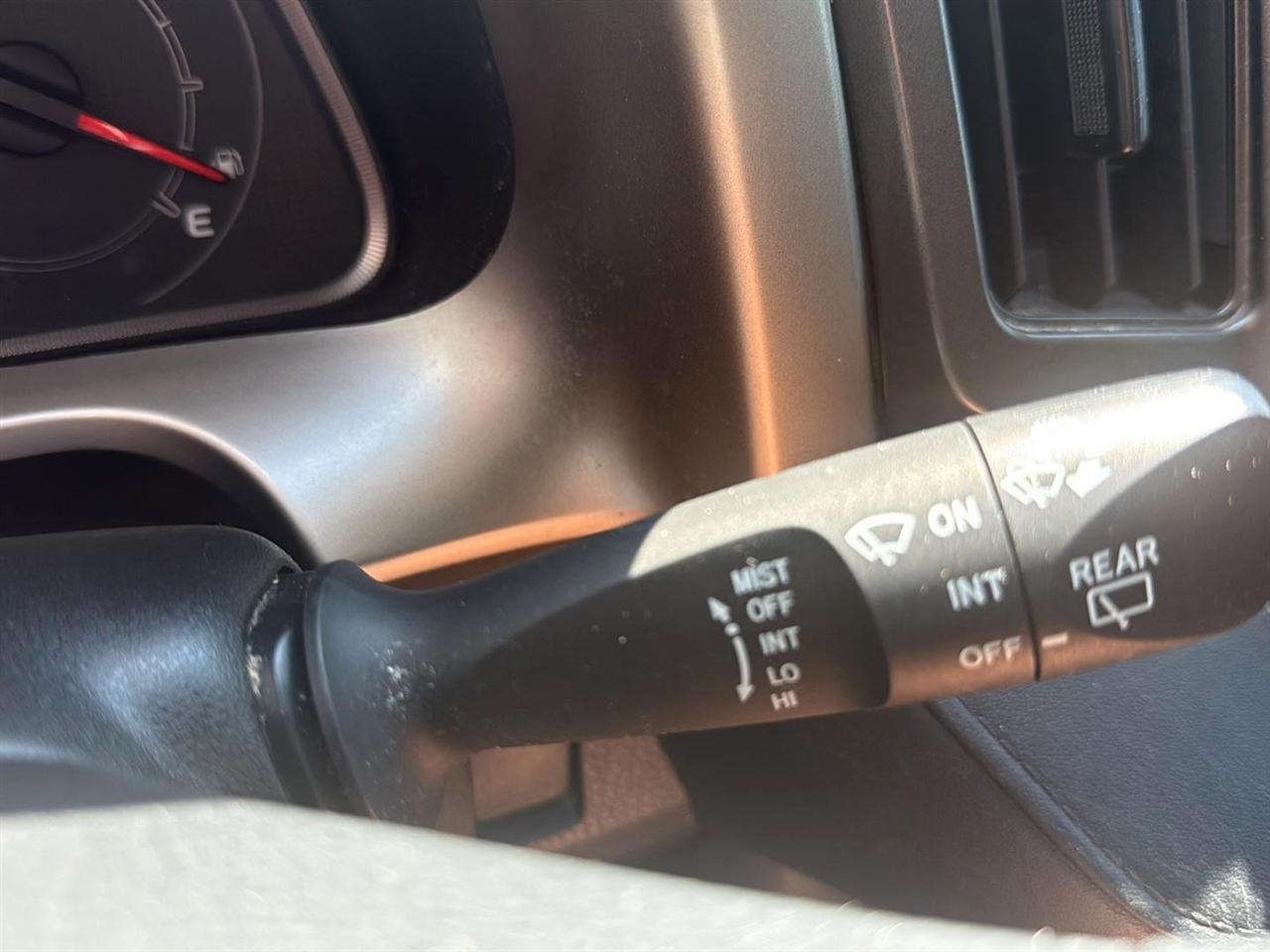 Toyota RAV4 AWD 4dr LE (Natl) 2015