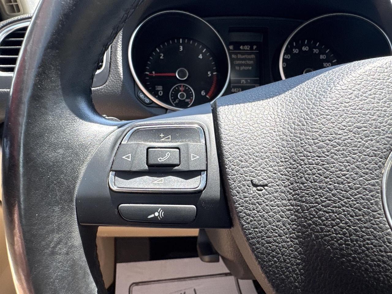 Volkswagen Jetta SportWagen 4dr DSG TDI w/Sunroof & Nav 2013