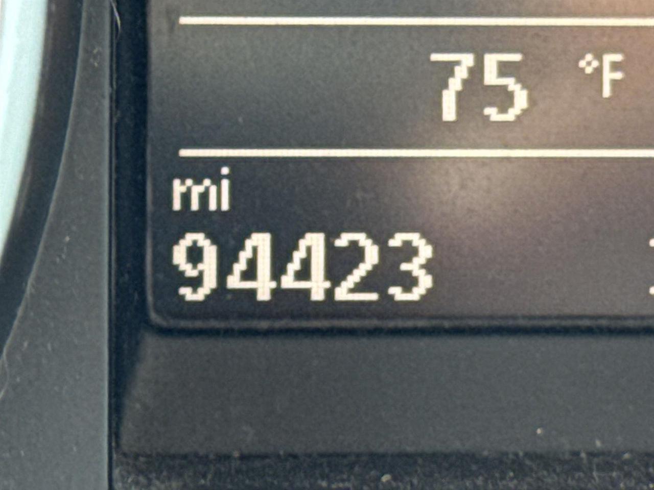 Volkswagen Jetta SportWagen 4dr DSG TDI w/Sunroof & Nav 2013