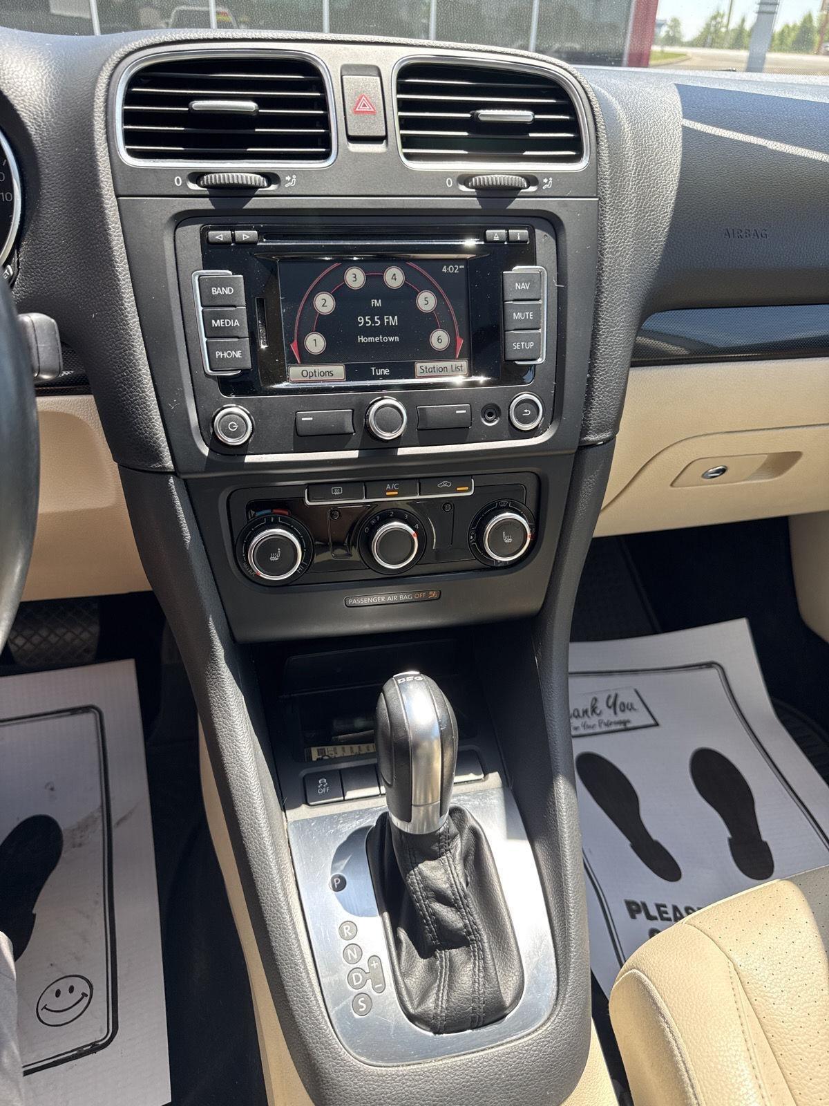 Volkswagen Jetta SportWagen 4dr DSG TDI w/Sunroof & Nav 2013