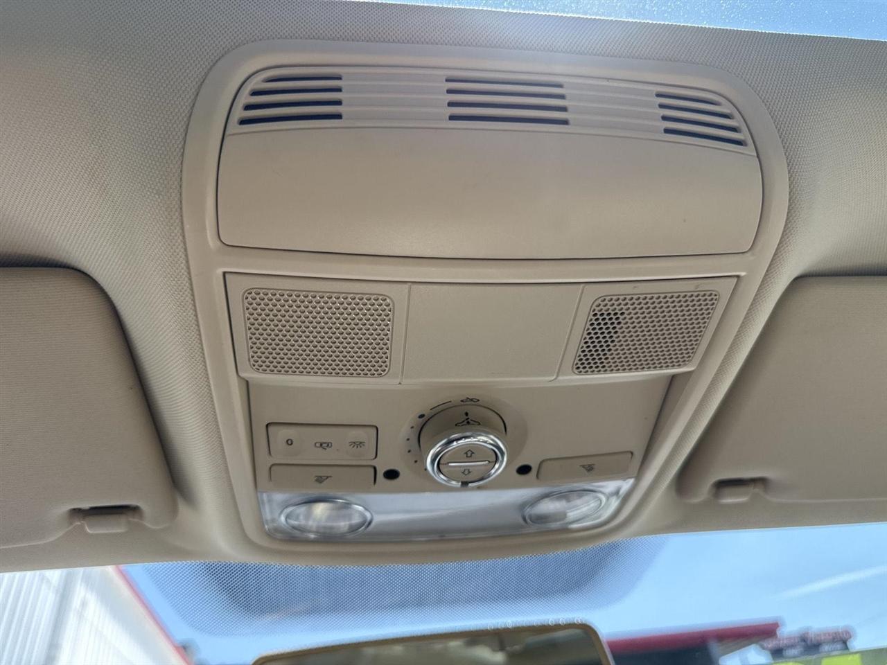 Volkswagen Jetta SportWagen 4dr DSG TDI w/Sunroof & Nav 2013
