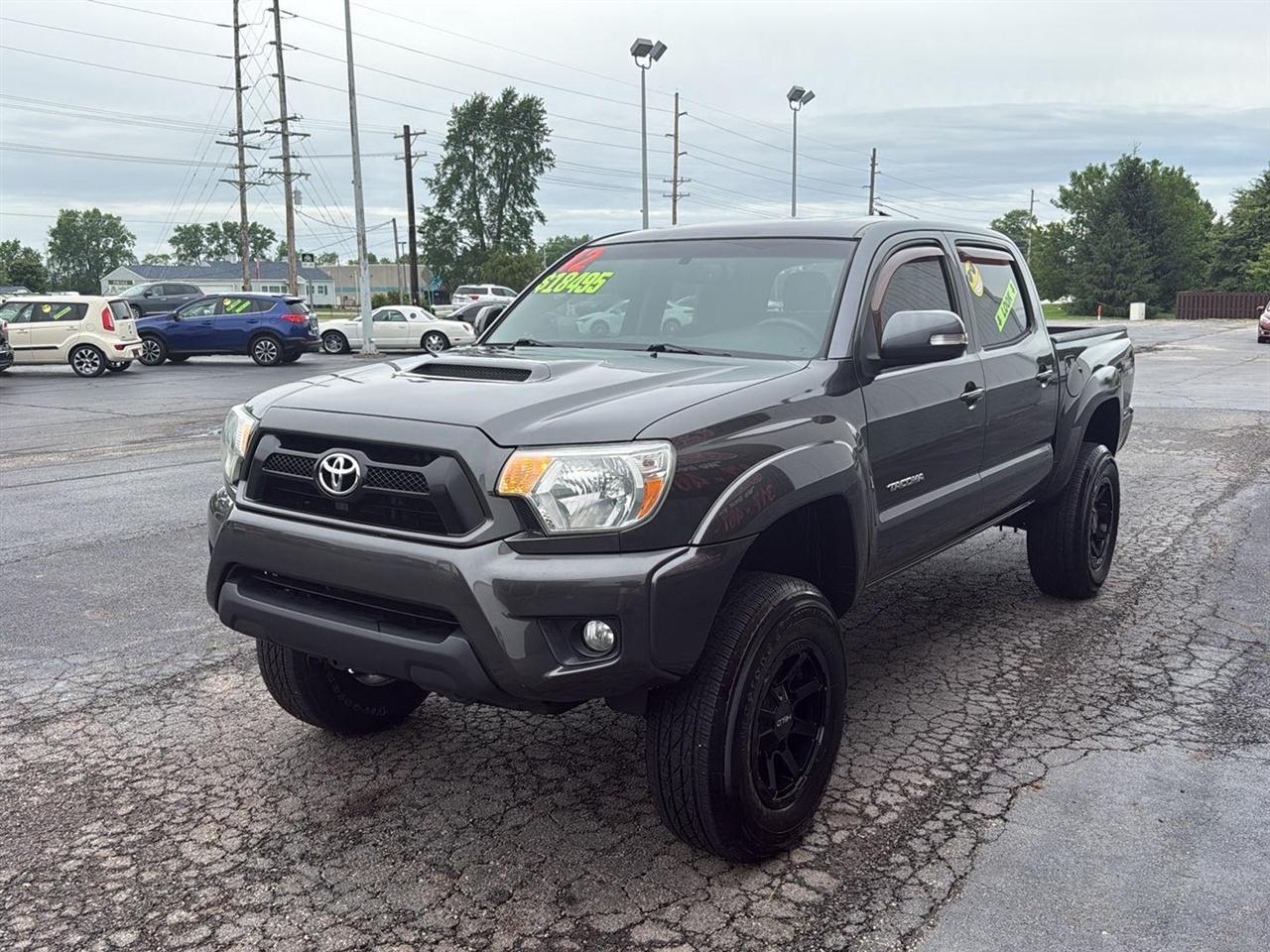 Toyota Tacoma 2WD Double Cab V6 AT PreRunner (Natl) 2012