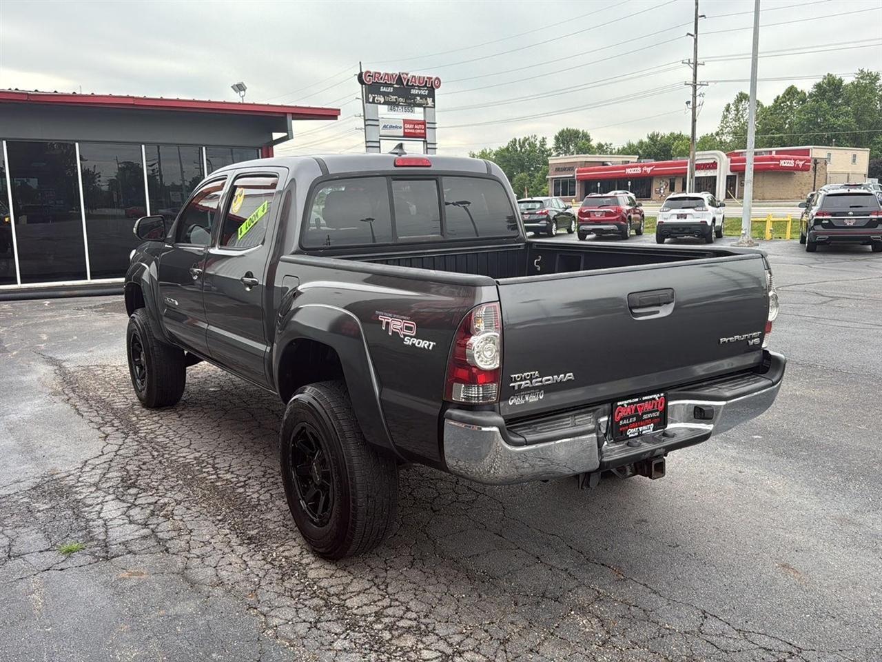 Toyota Tacoma 2WD Double Cab V6 AT PreRunner (Natl) 2012