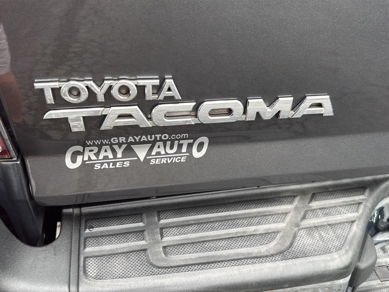 Toyota Tacoma 2WD Double Cab V6 AT PreRunner (Natl) 2012