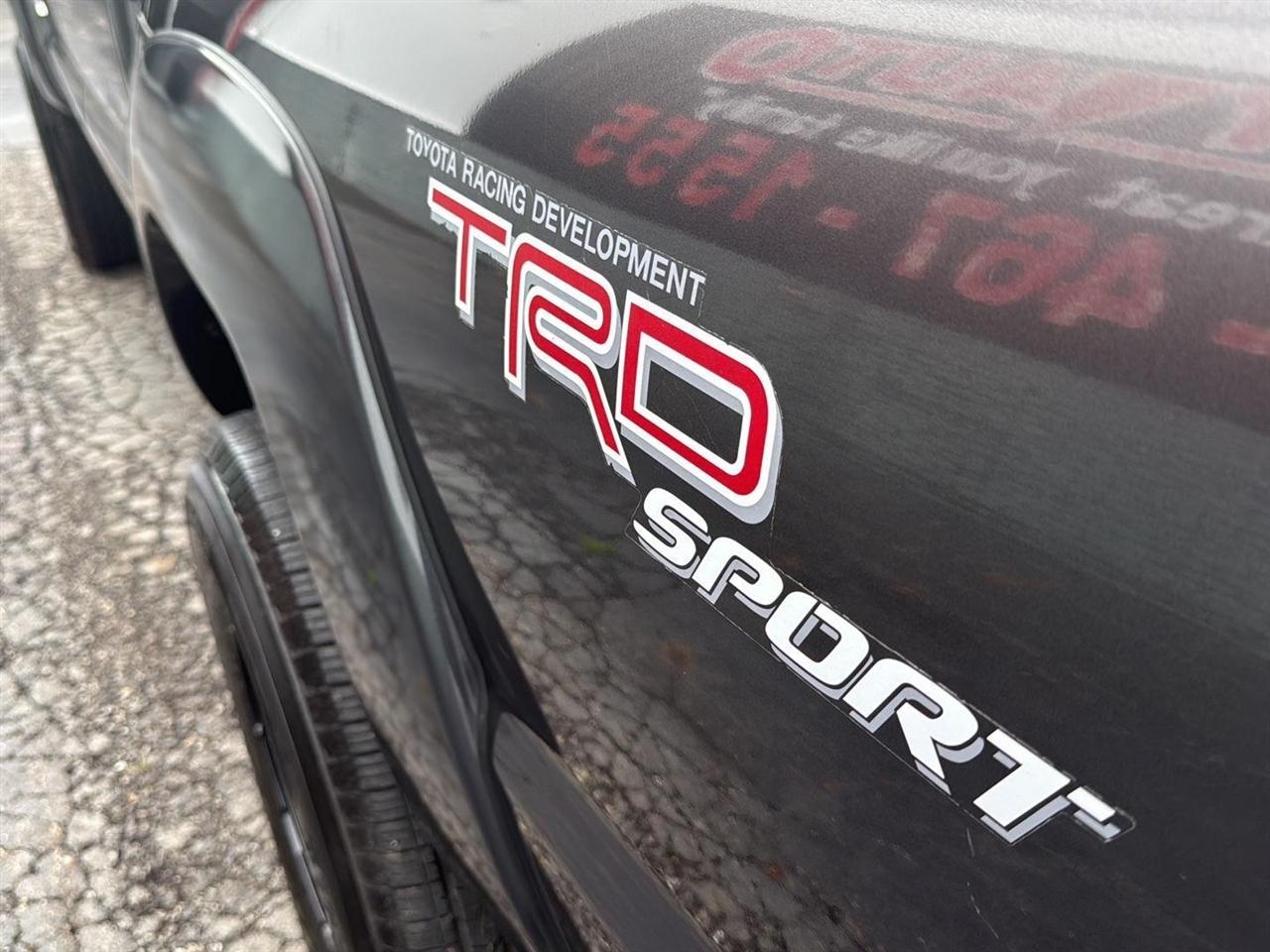 Toyota Tacoma 2WD Double Cab V6 AT PreRunner (Natl) 2012