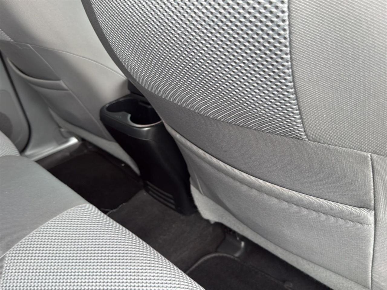 Toyota Tacoma 2WD Double Cab V6 AT PreRunner (Natl) 2012