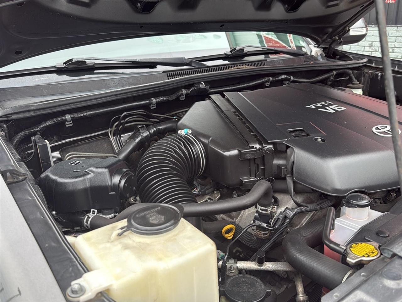 Toyota Tacoma 2WD Double Cab V6 AT PreRunner (Natl) 2012