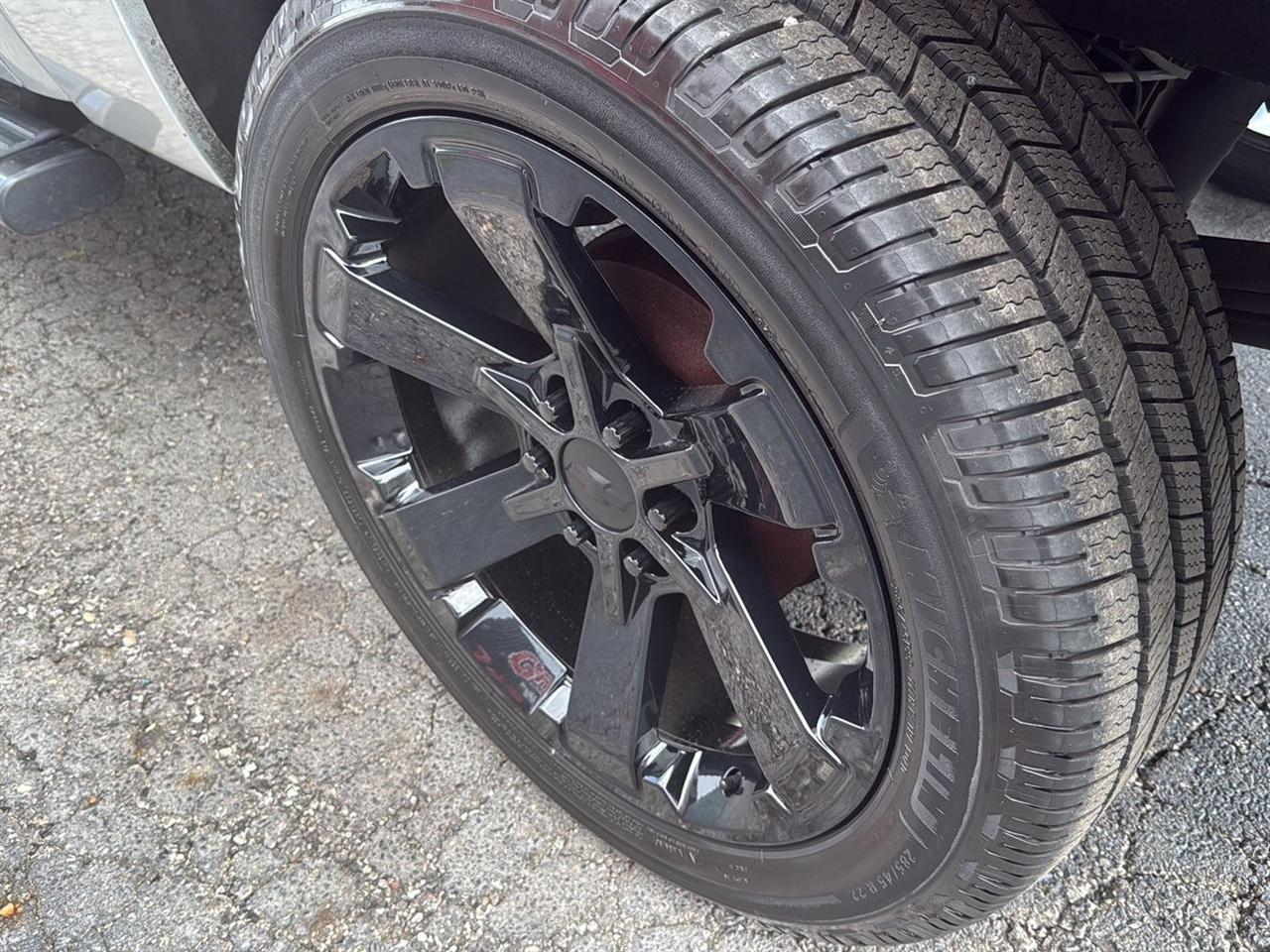 Chevrolet Silverado 1500 4WD Crew Cab 143.5" LTZ 2011