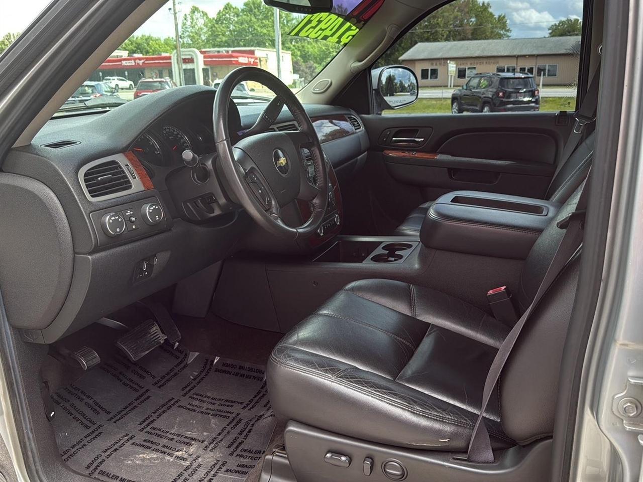Chevrolet Silverado 1500 4WD Crew Cab 143.5" LTZ 2011