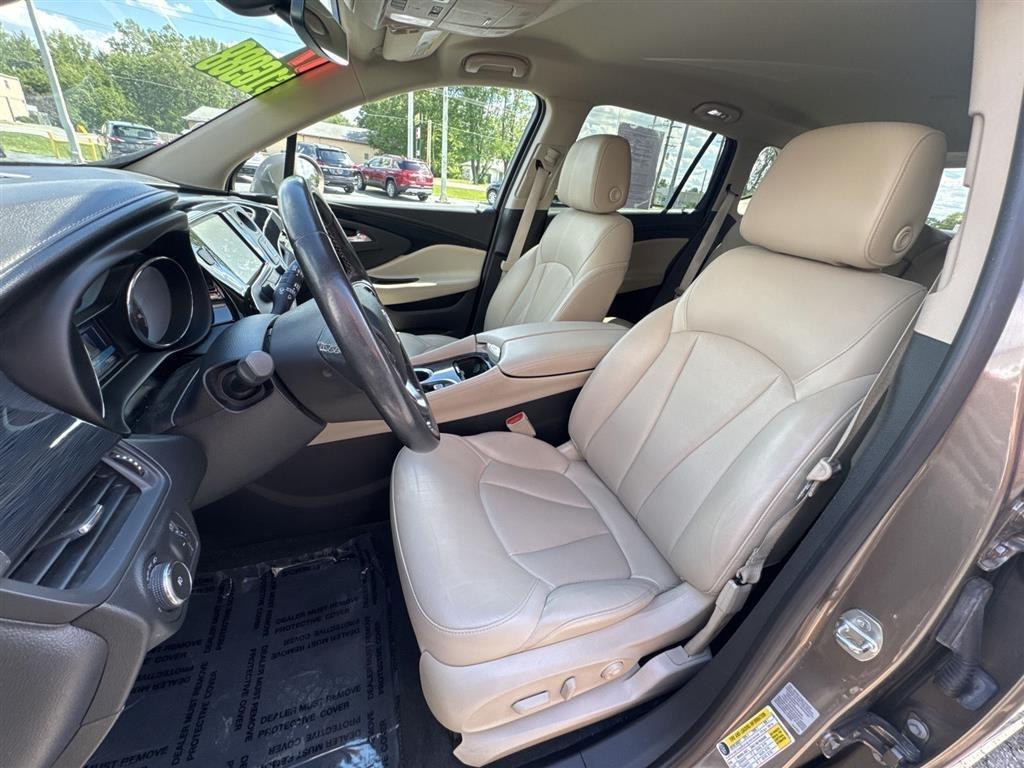 Buick Envision FWD 4dr Essence 2017
