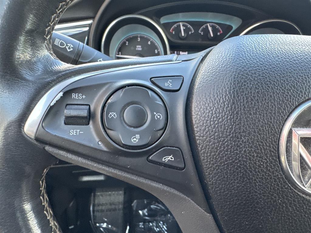 Buick Envision FWD 4dr Essence 2017