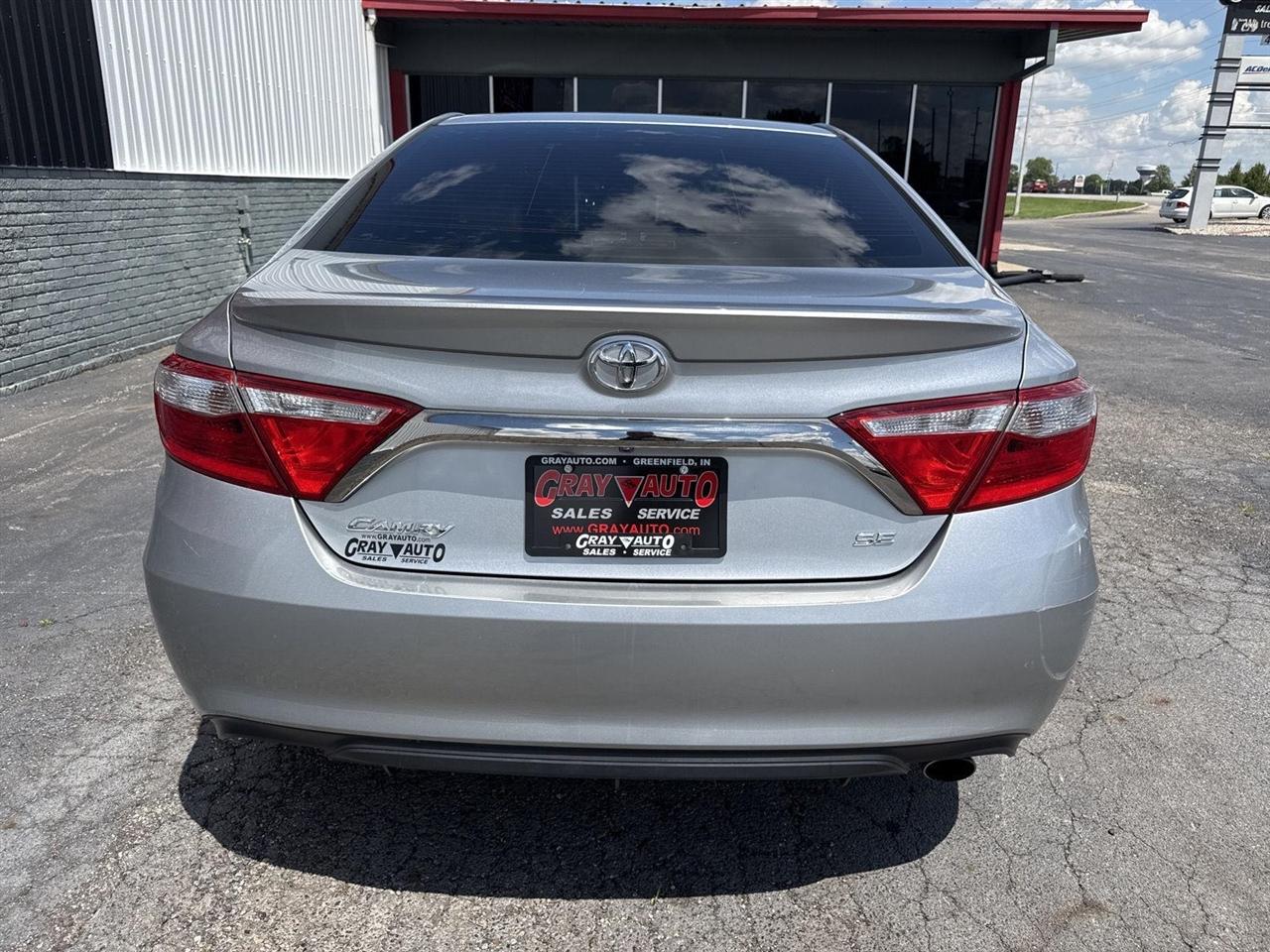 Toyota Camry XLE Auto (Natl) 2017