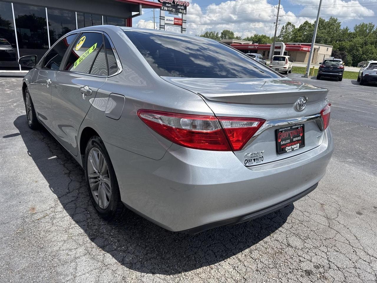 Toyota Camry XLE Auto (Natl) 2017