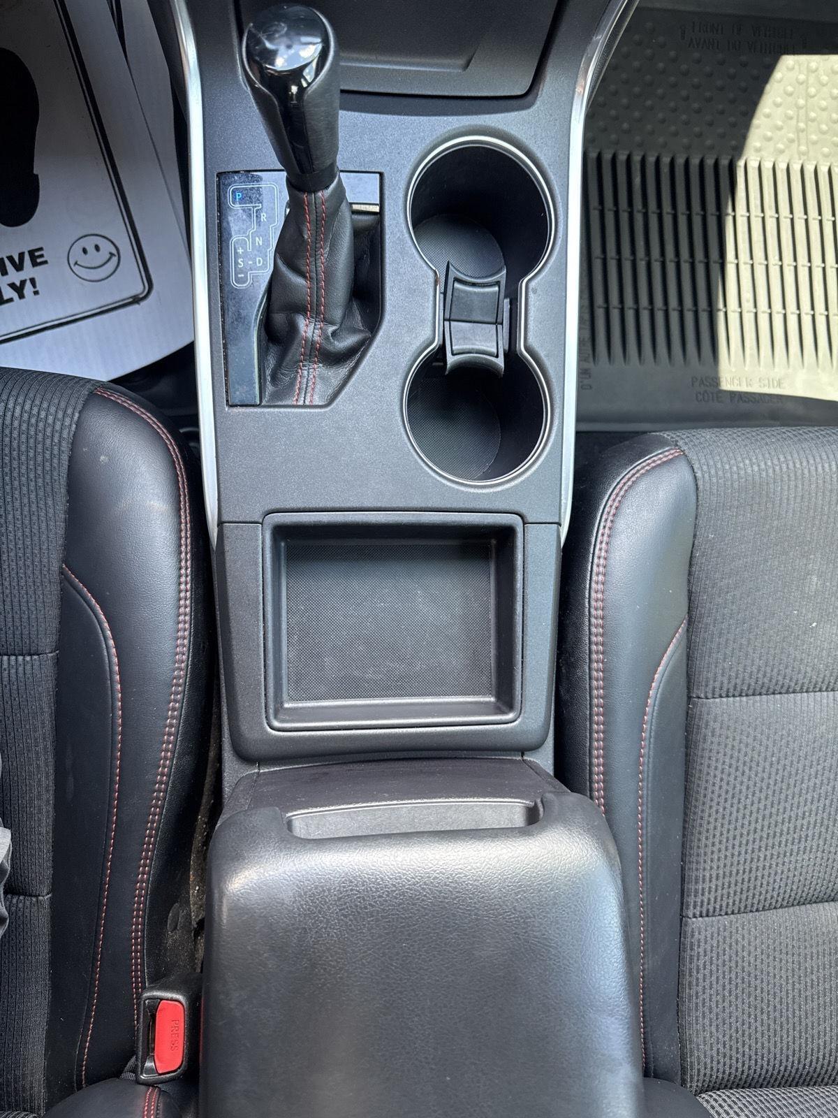 Toyota Camry XLE Auto (Natl) 2017