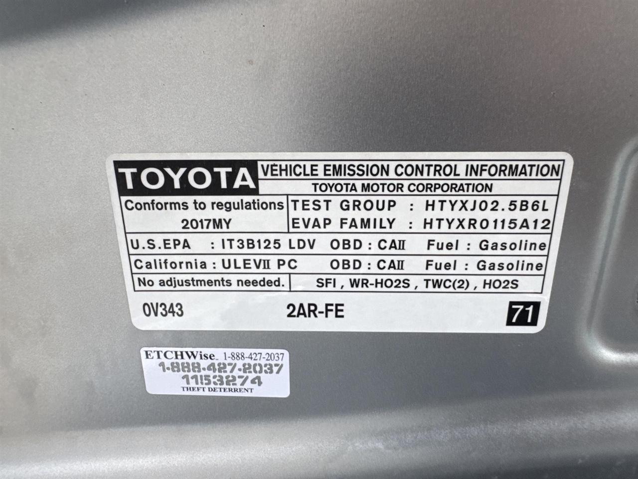 Toyota Camry XLE Auto (Natl) 2017
