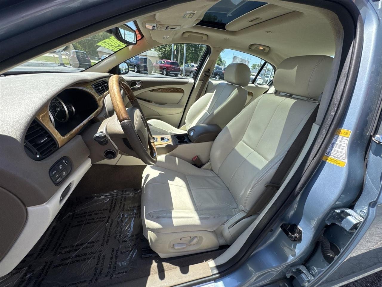 Jaguar S-Type 4dr Sdn V6 2005