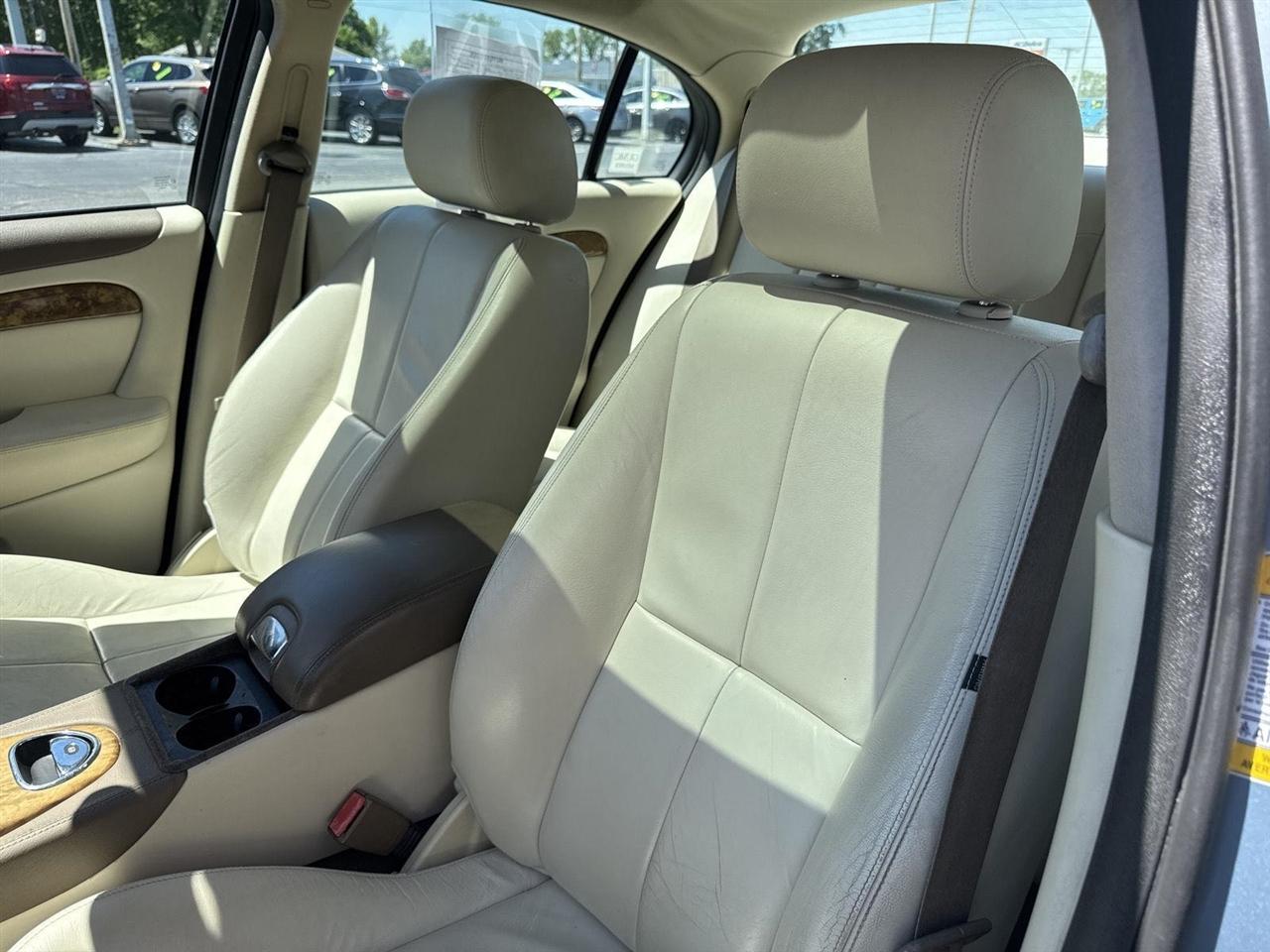 Jaguar S-Type 4dr Sdn V6 2005