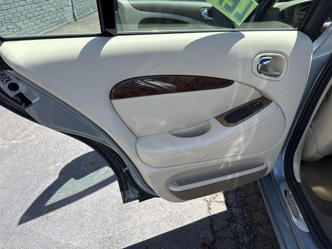 Jaguar S-Type 4dr Sdn V6 2005