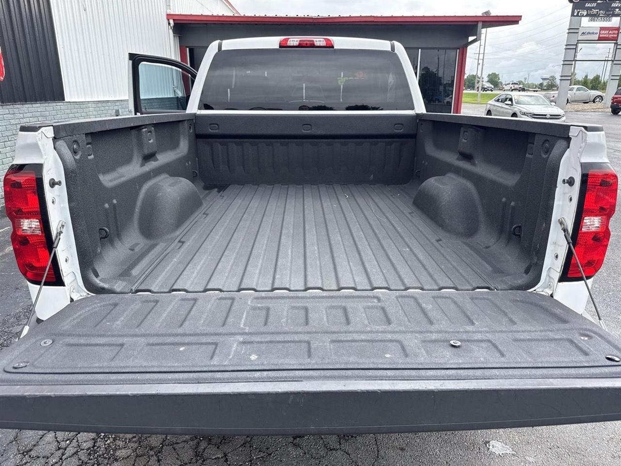 Chevrolet Silverado 1500 4WD Double Cab 143.5" Custom 2016