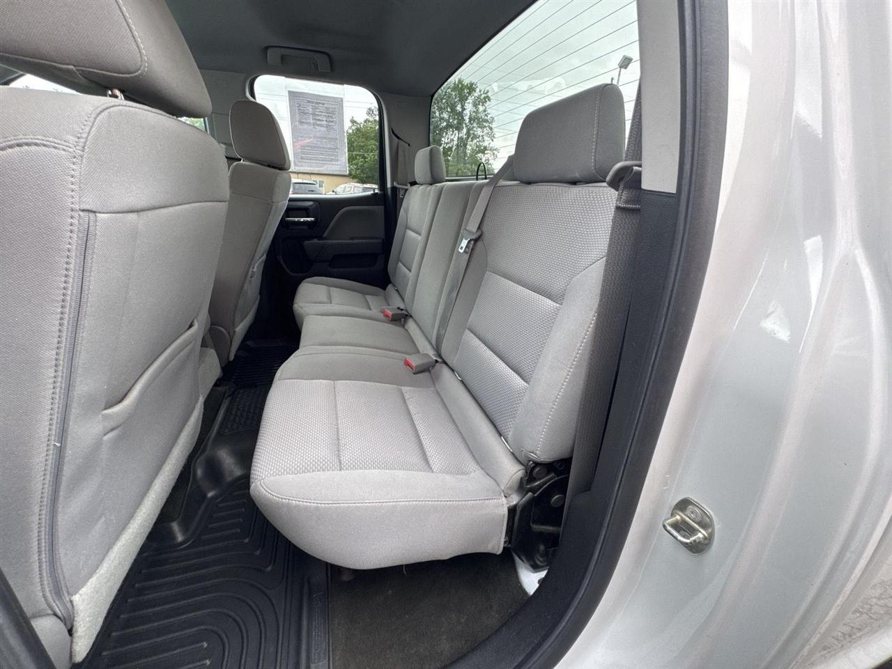 Chevrolet Silverado 1500 4WD Double Cab 143.5" Custom 2016