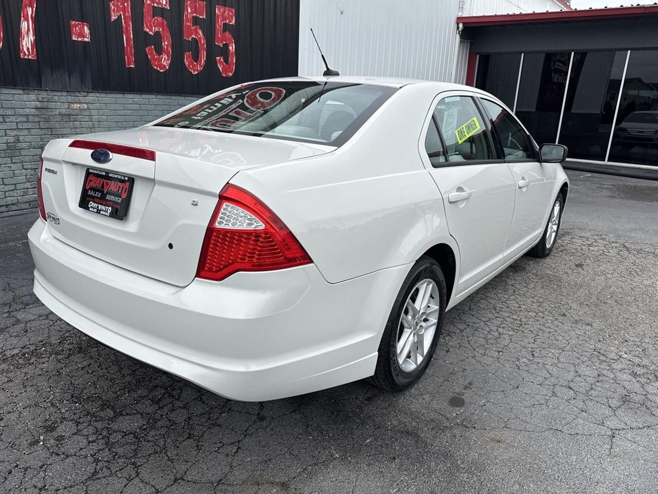 Ford Fusion 4dr Sdn S FWD 2010