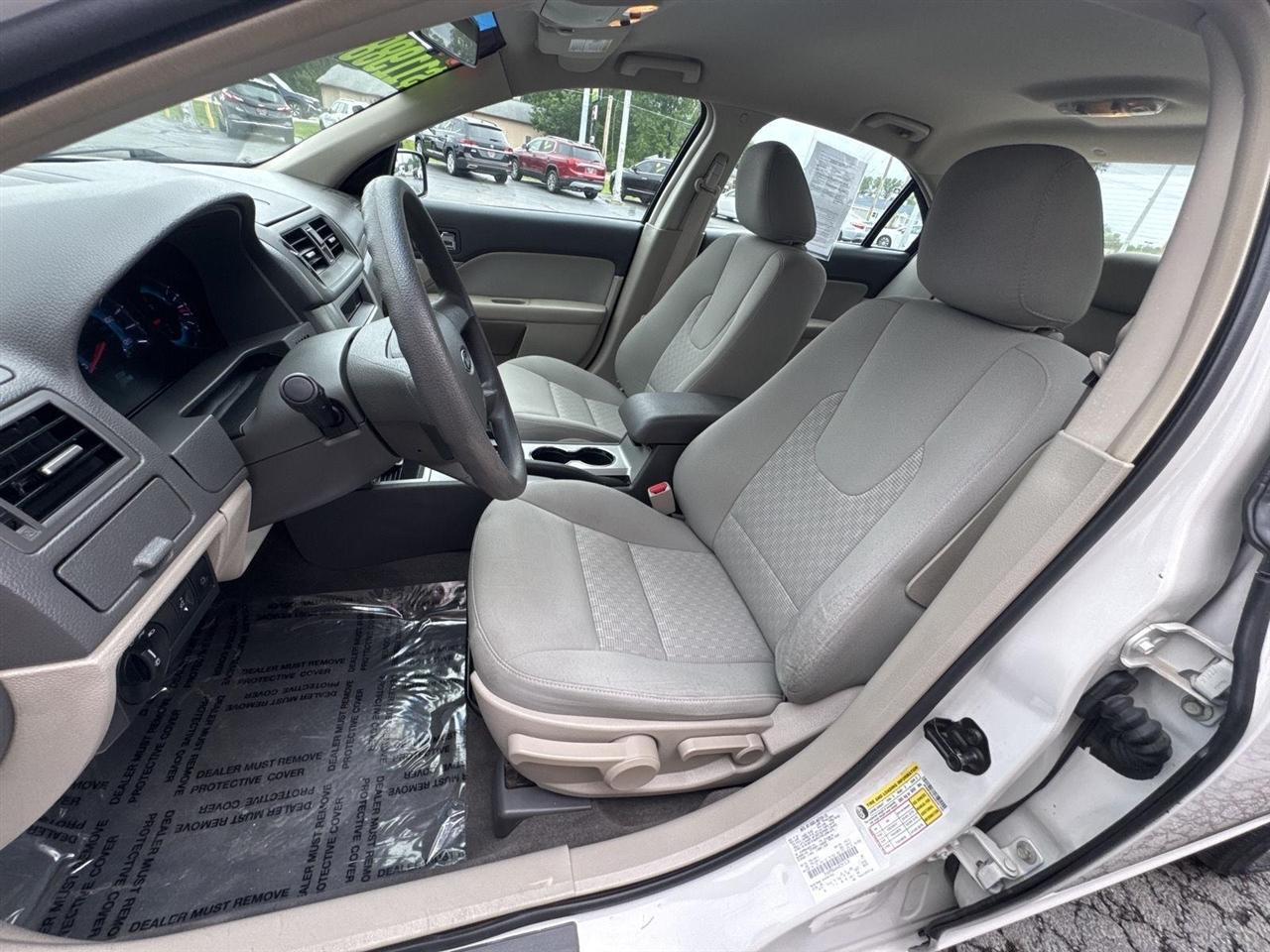 Ford Fusion 4dr Sdn S FWD 2010