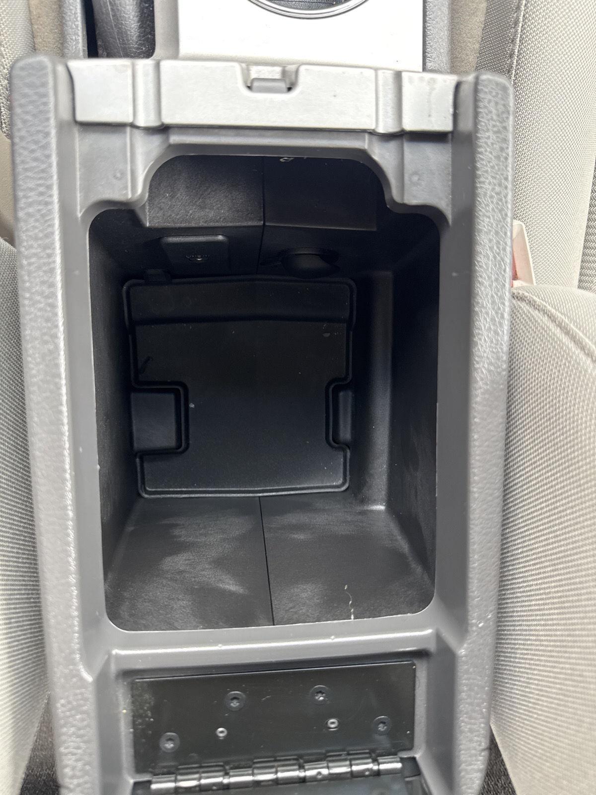 Ford Fusion 4dr Sdn S FWD 2010