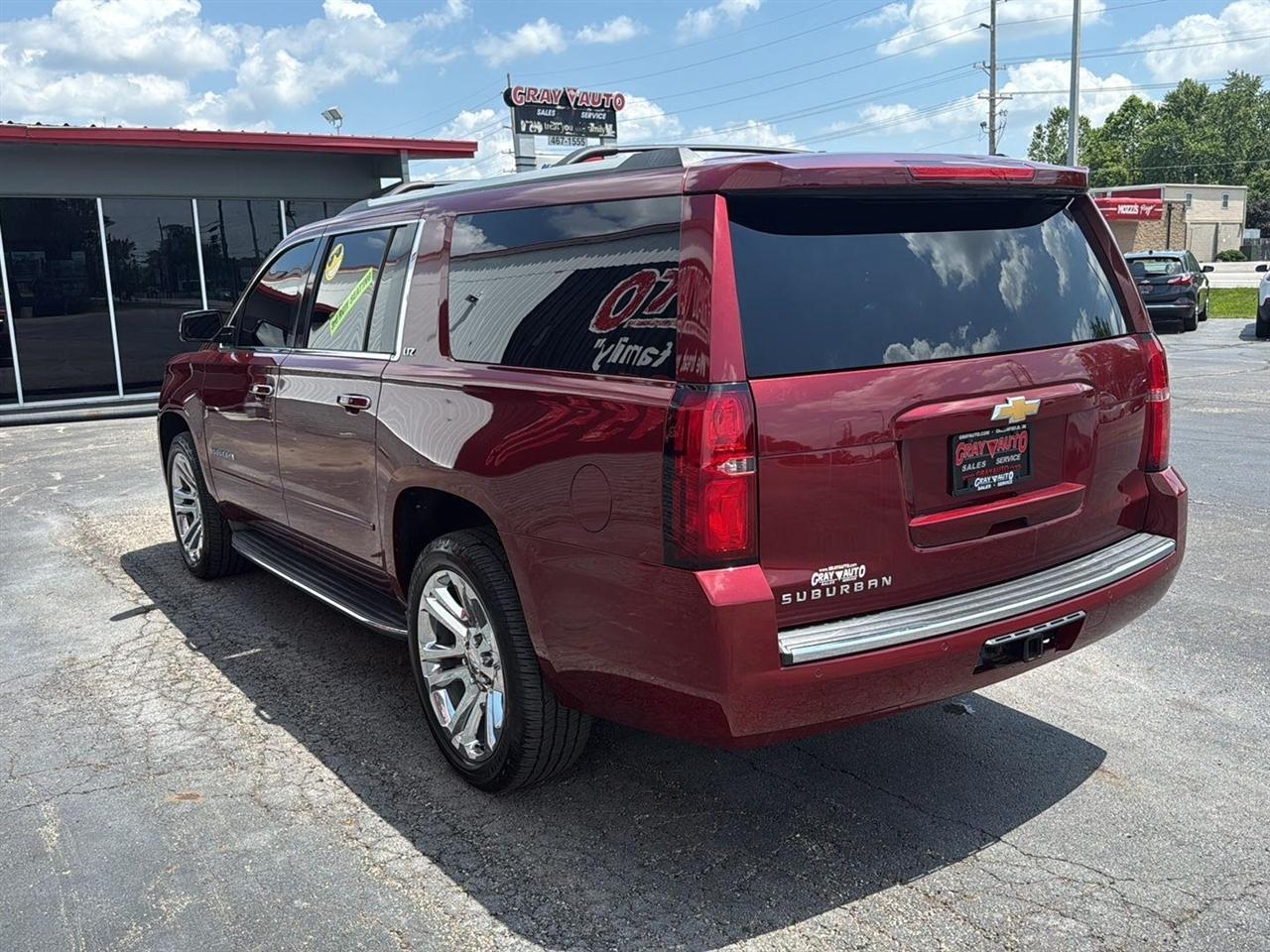 Chevrolet Suburban 4WD 4dr 1500 LTZ 2016