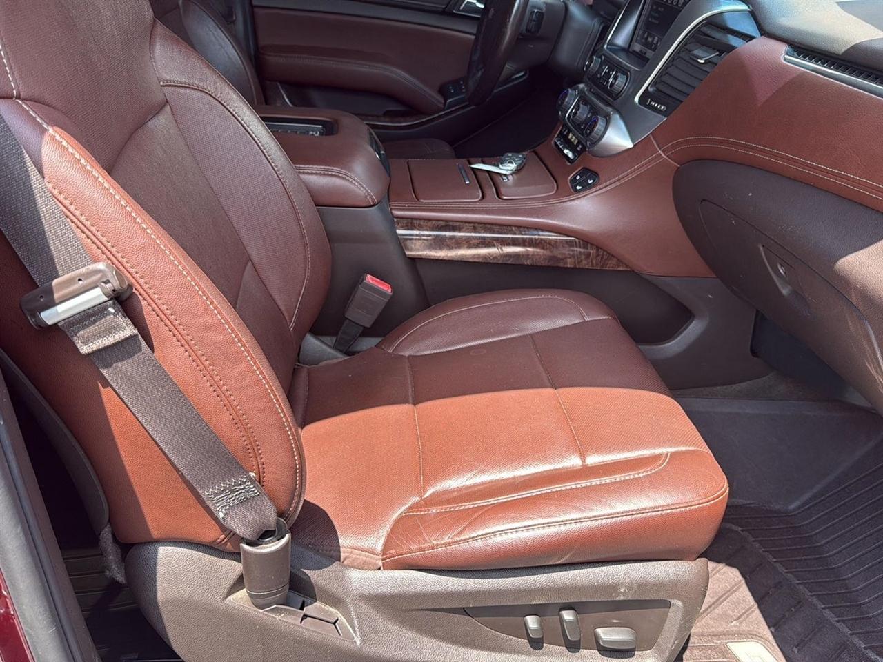 Chevrolet Suburban 4WD 4dr 1500 LTZ 2016
