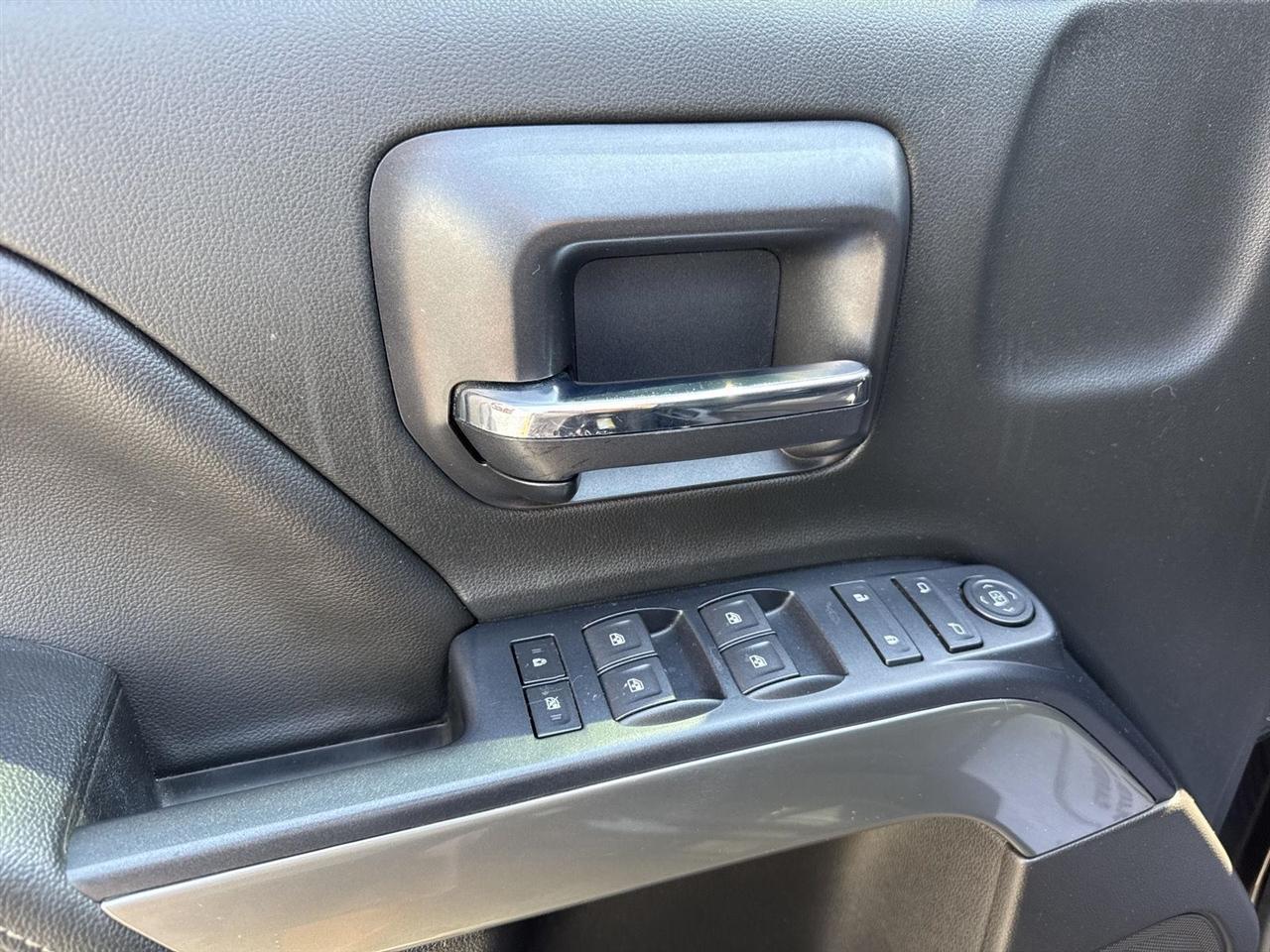 Chevrolet Silverado 1500 4WD Double Cab 143.5" LT w/1LT 2018