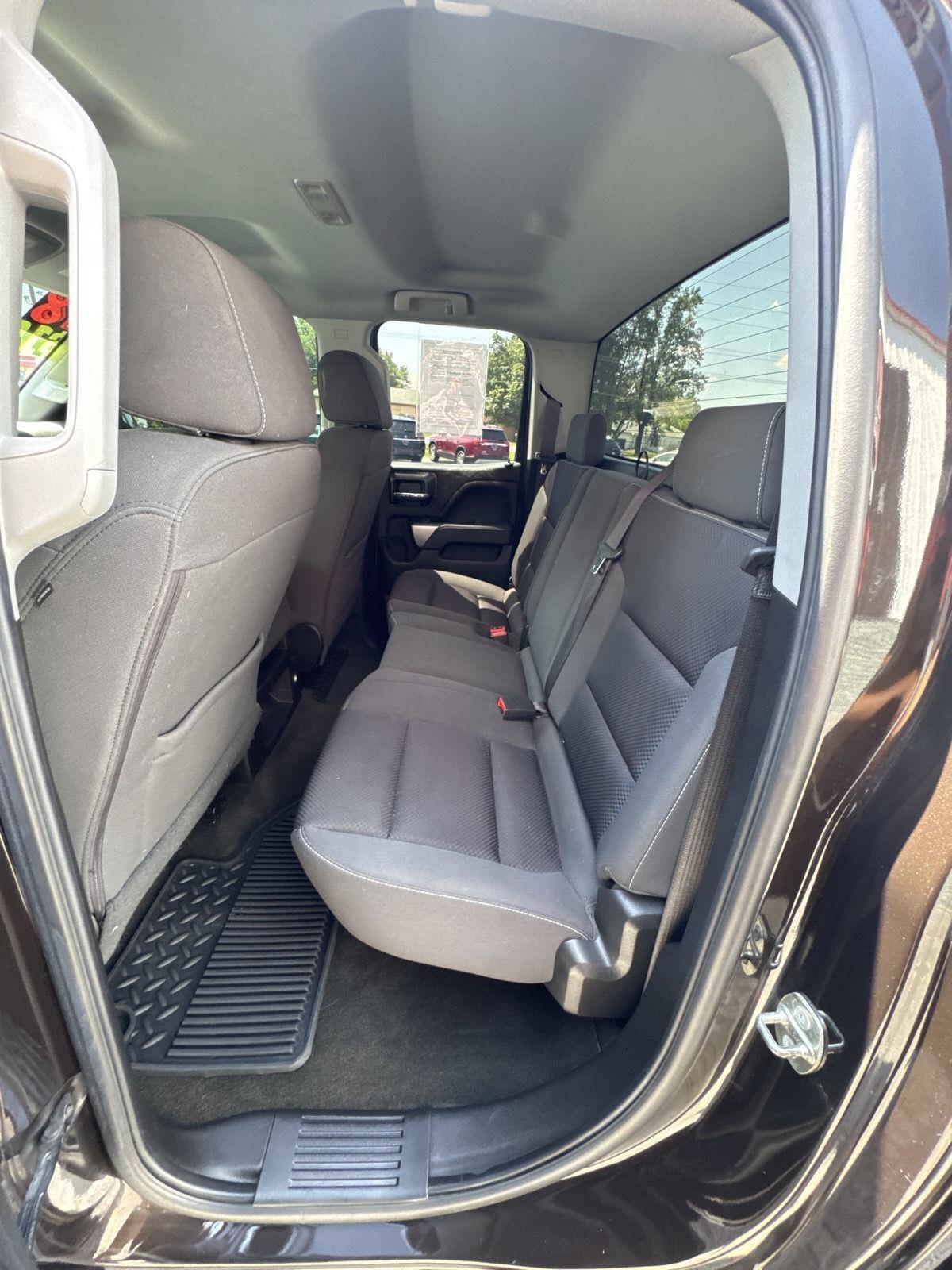 Chevrolet Silverado 1500 4WD Double Cab 143.5" LT w/1LT 2018