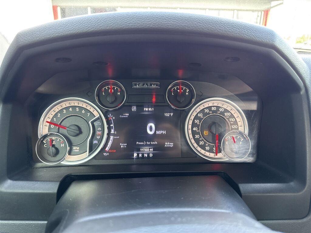RAM 1500 Big Horn 4x4 Crew Cab 5'7" Box 2017