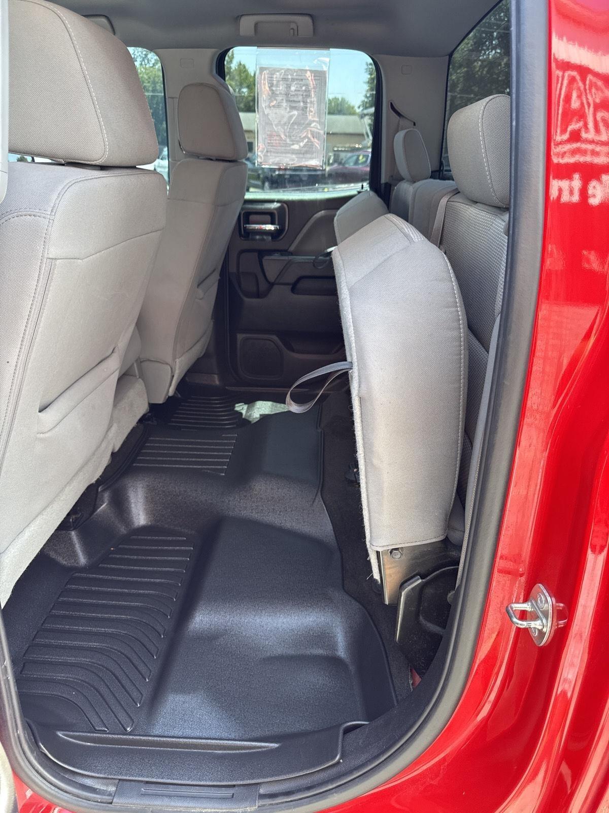 Chevrolet Silverado 1500 4WD Double Cab 143.5" Custom 2016