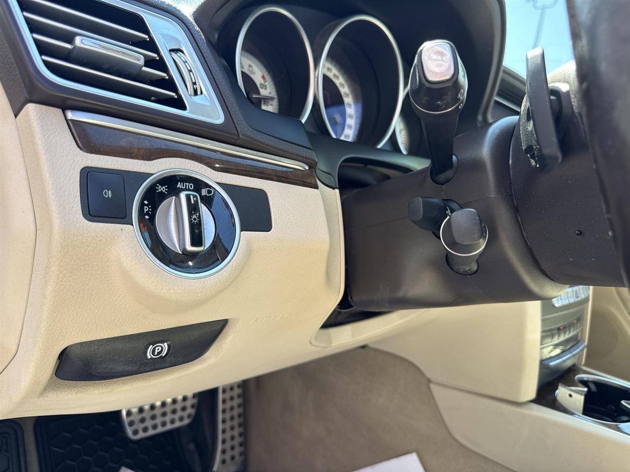 Mercedes-Benz E-Class 2dr Cabriolet E 400 RWD 2015