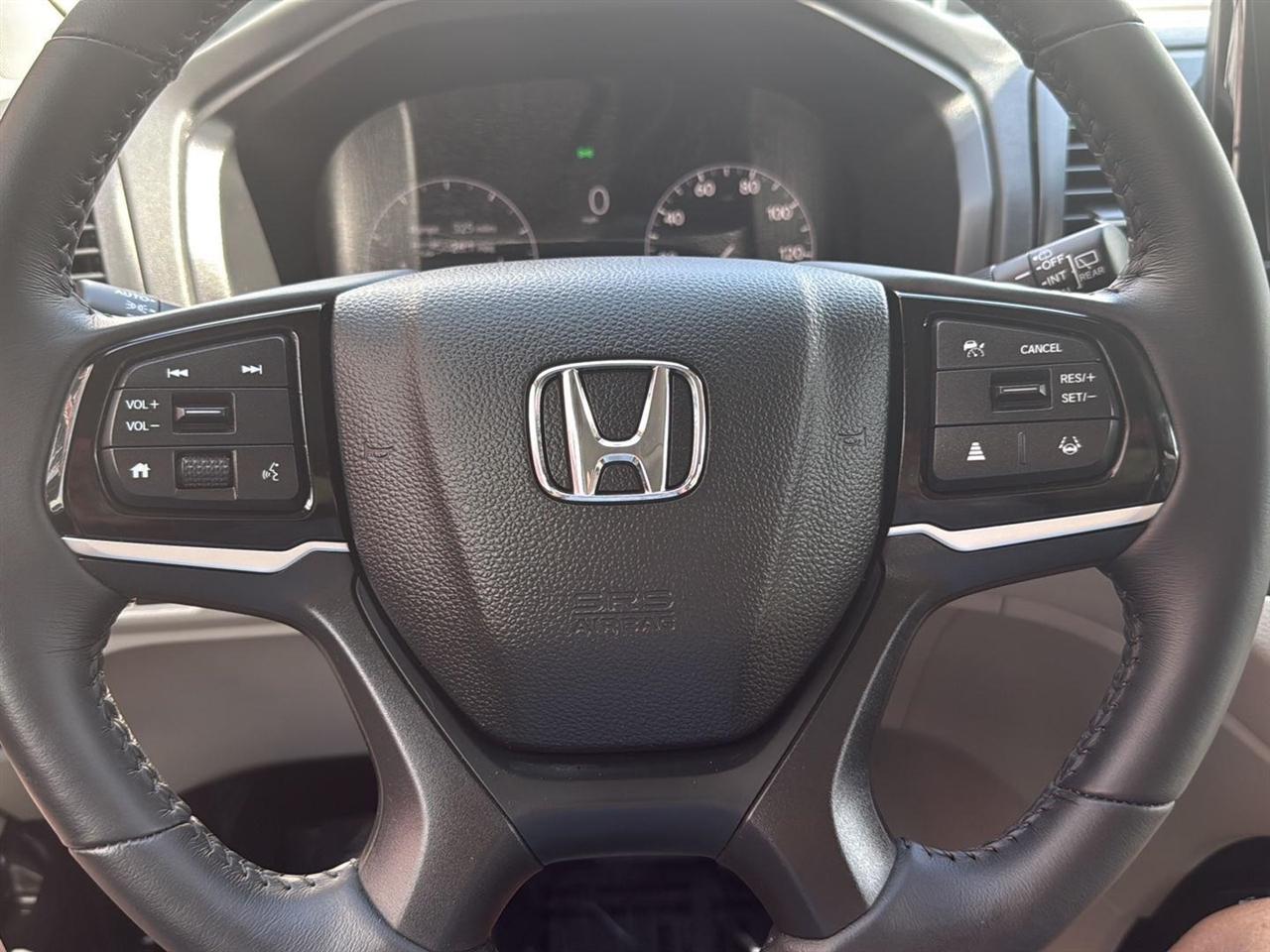 Honda Odyssey EX-L Auto 2025