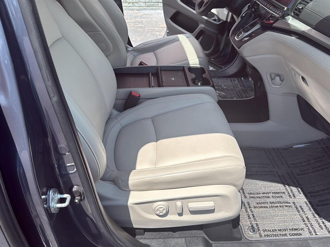 Honda Odyssey EX-L Auto 2025