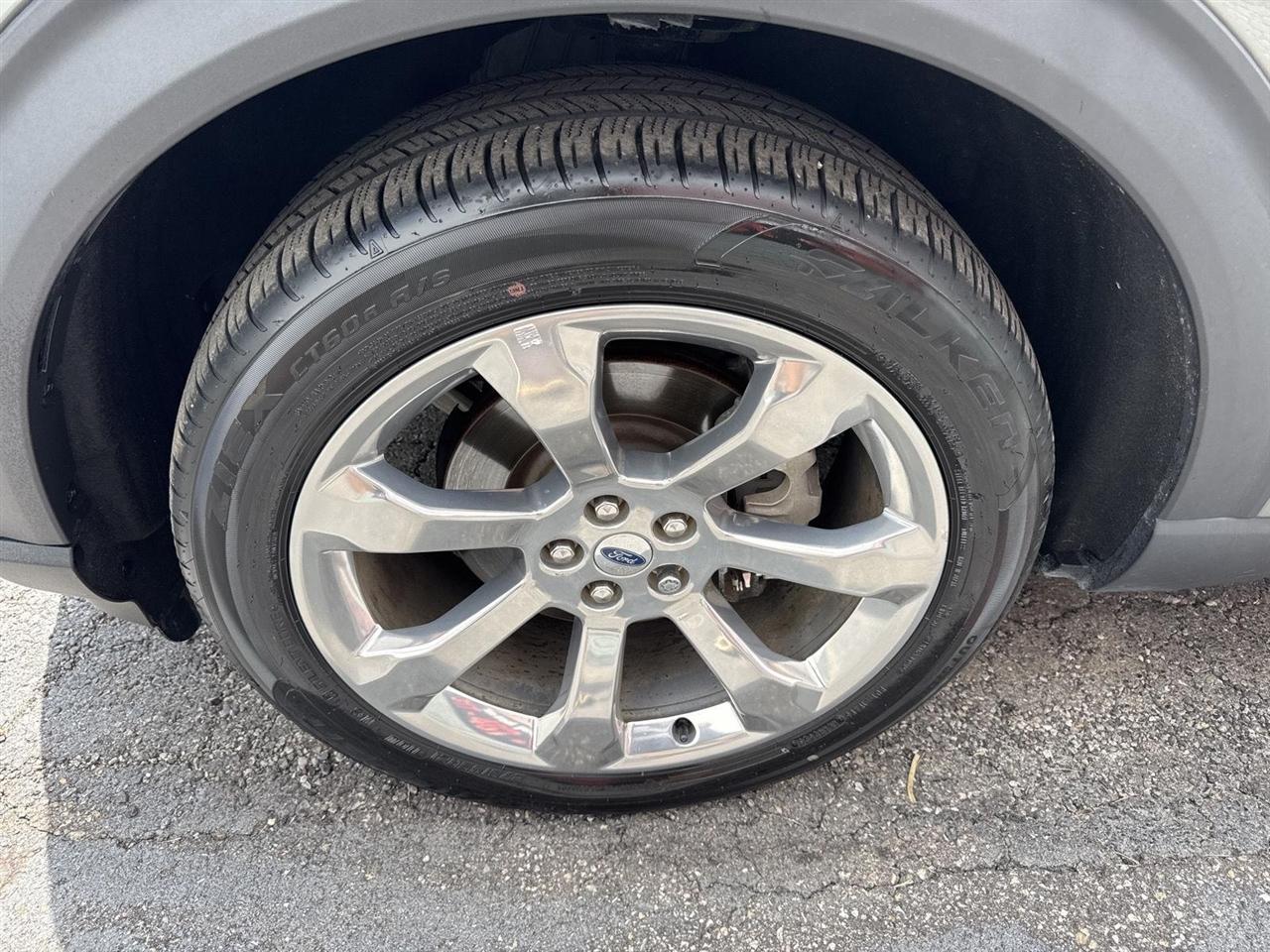 Ford Explorer Platinum 4WD 2020