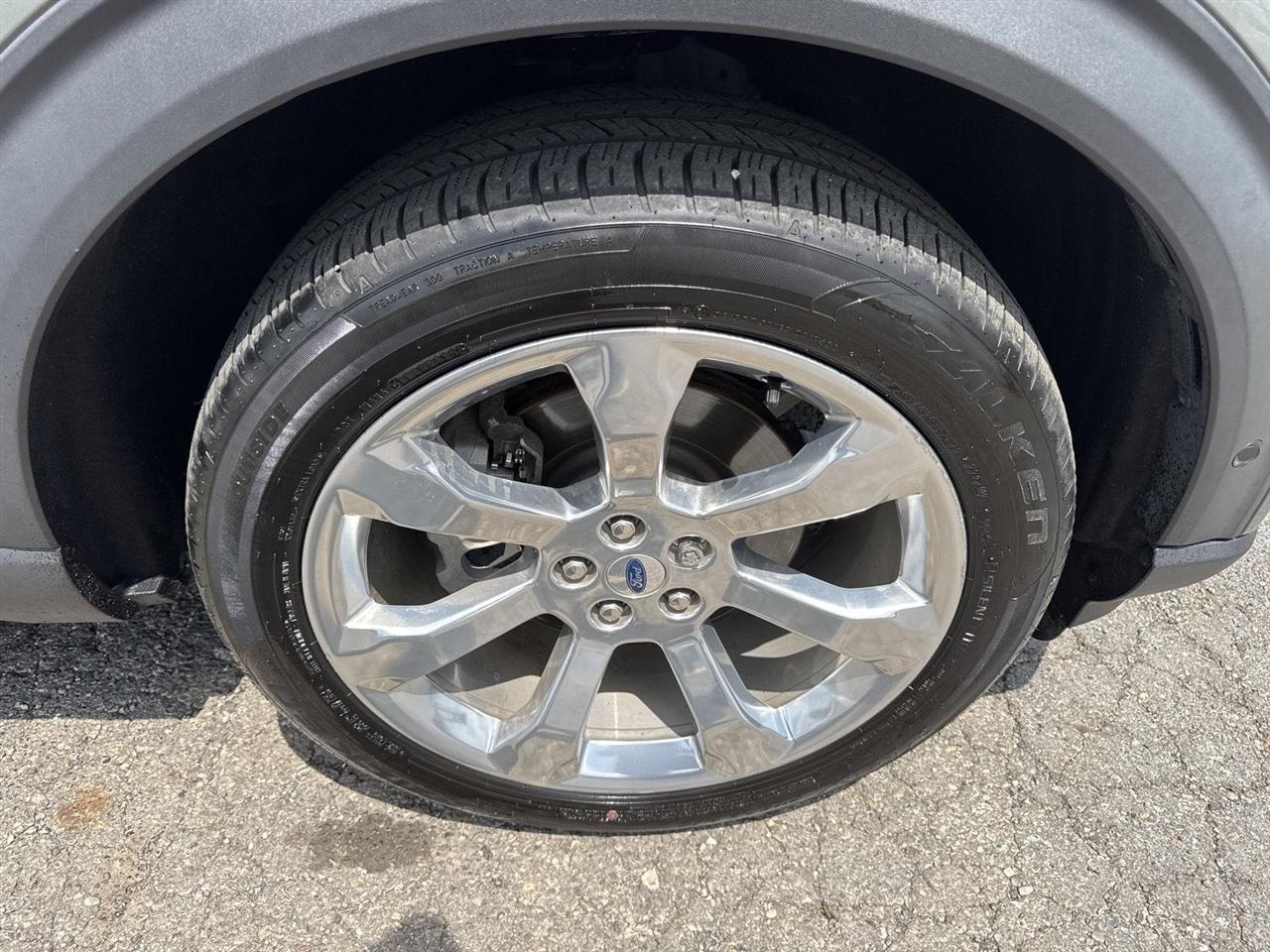 Ford Explorer Platinum 4WD 2020
