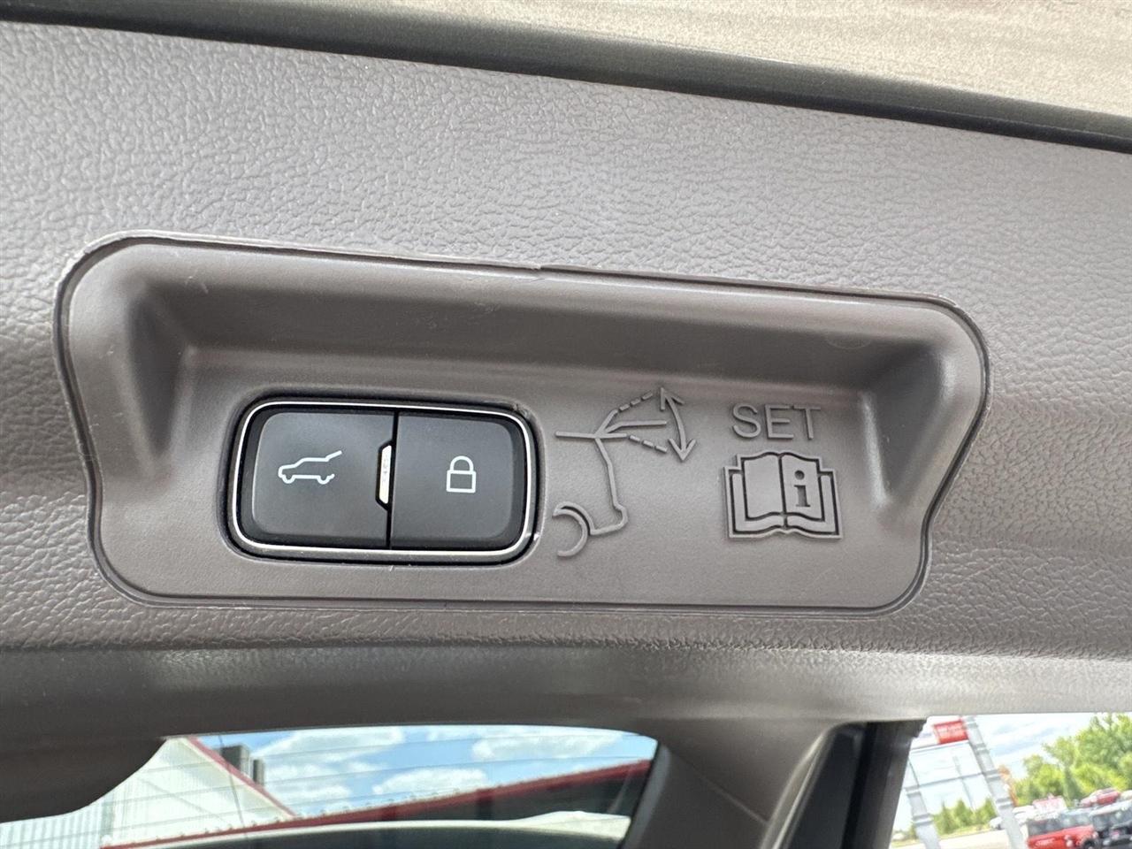 Ford Explorer Platinum 4WD 2020