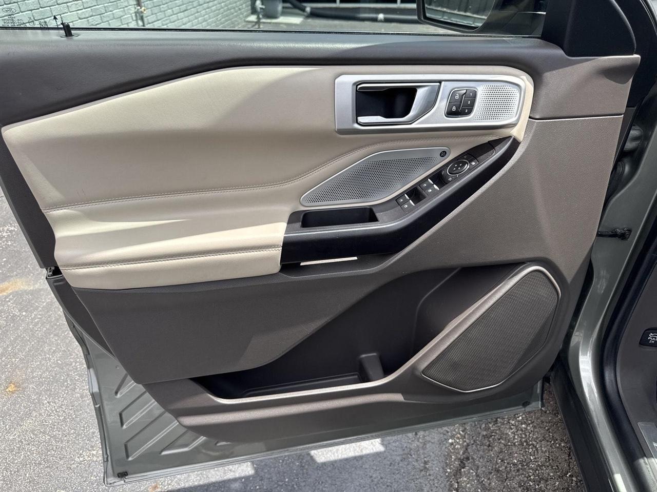Ford Explorer Platinum 4WD 2020