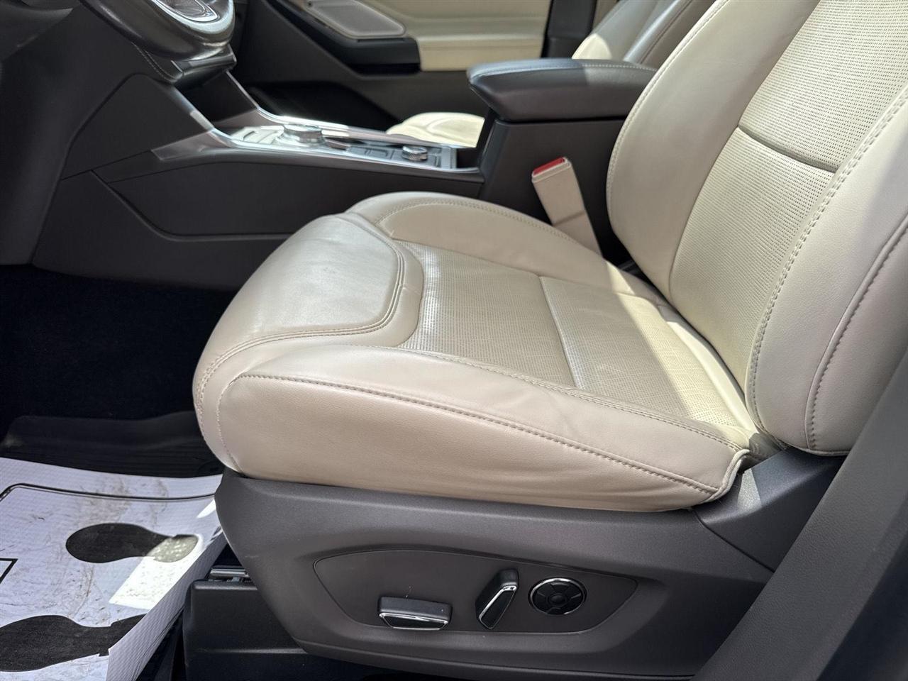 Ford Explorer Platinum 4WD 2020