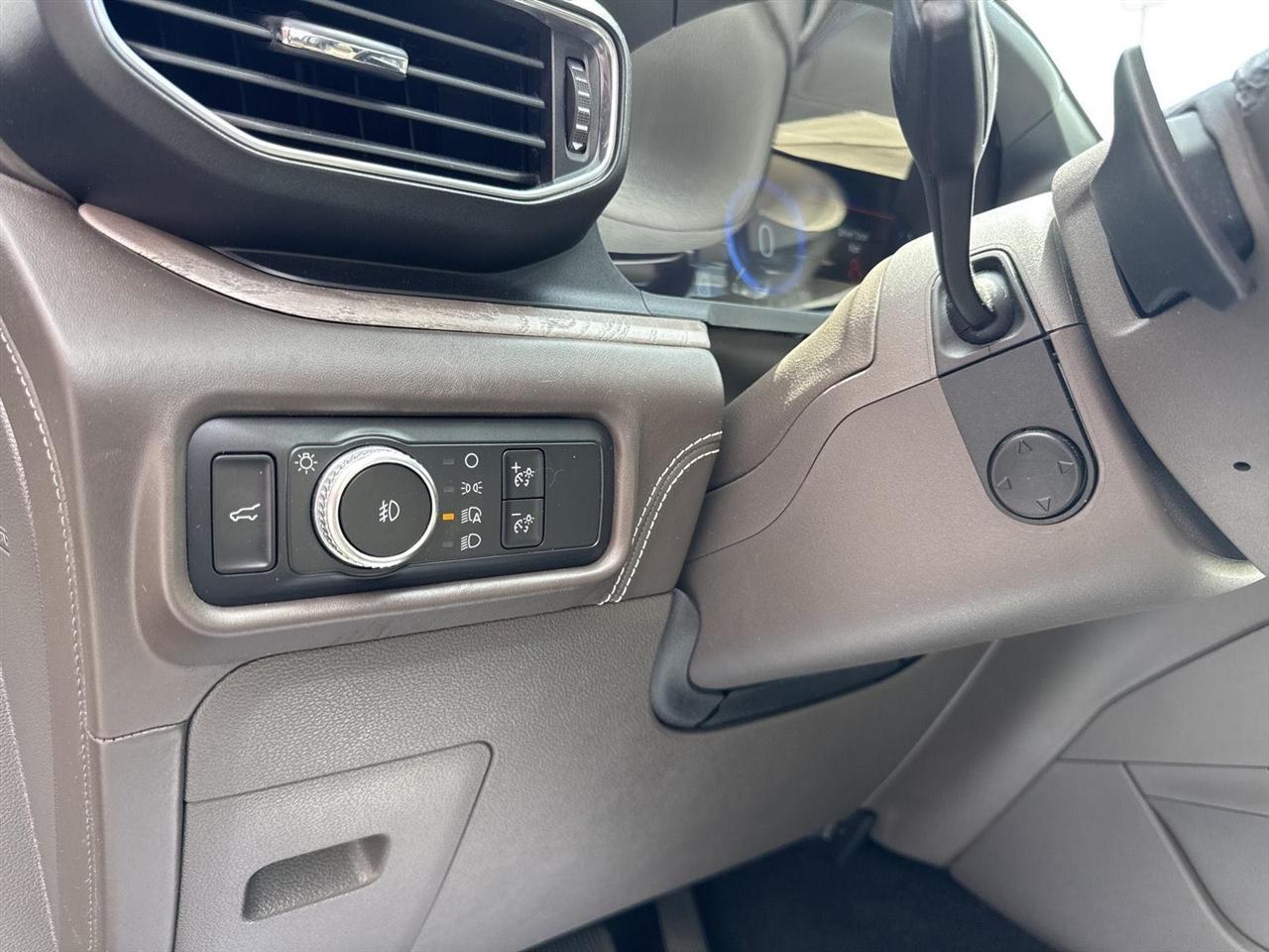 Ford Explorer Platinum 4WD 2020