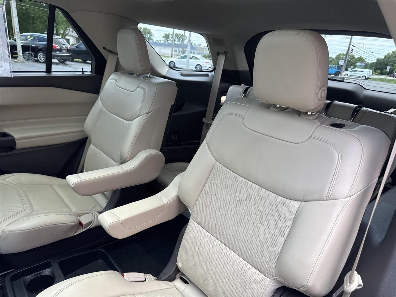 Ford Explorer Platinum 4WD 2020