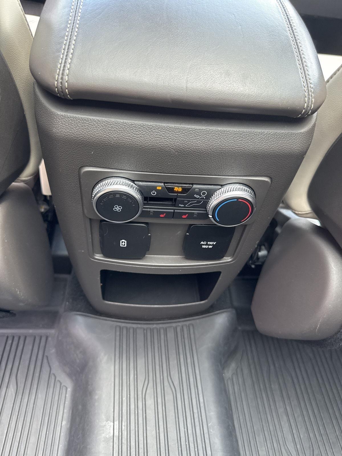Ford Explorer Platinum 4WD 2020