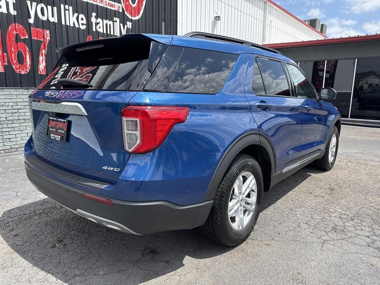 Ford Explorer XLT 4WD 2023