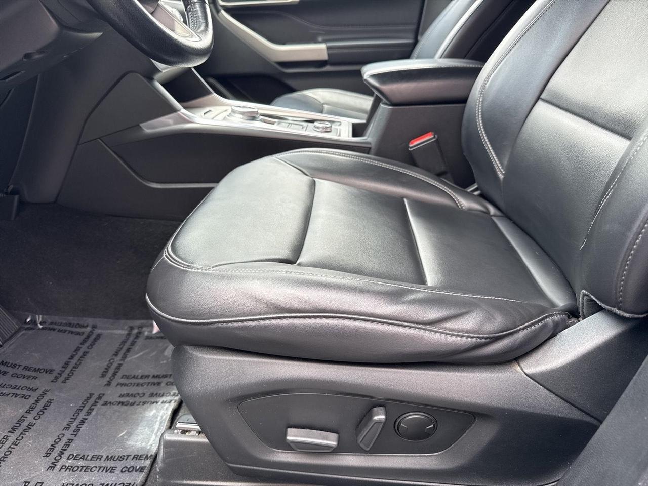 Ford Explorer XLT 4WD 2023