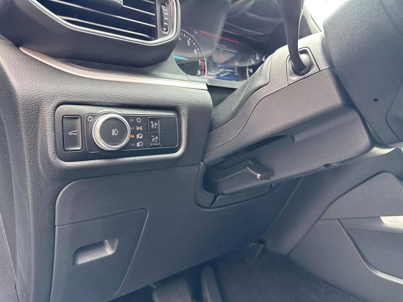 Ford Explorer XLT 4WD 2023