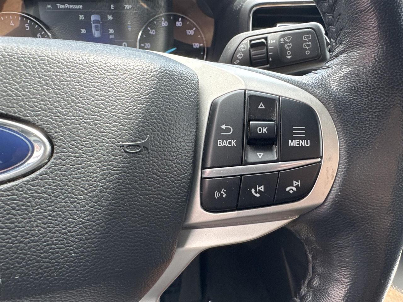 Ford Explorer XLT 4WD 2023