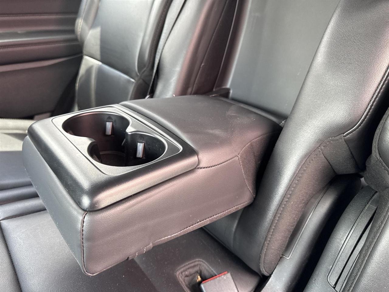 Ford Explorer XLT 4WD 2023