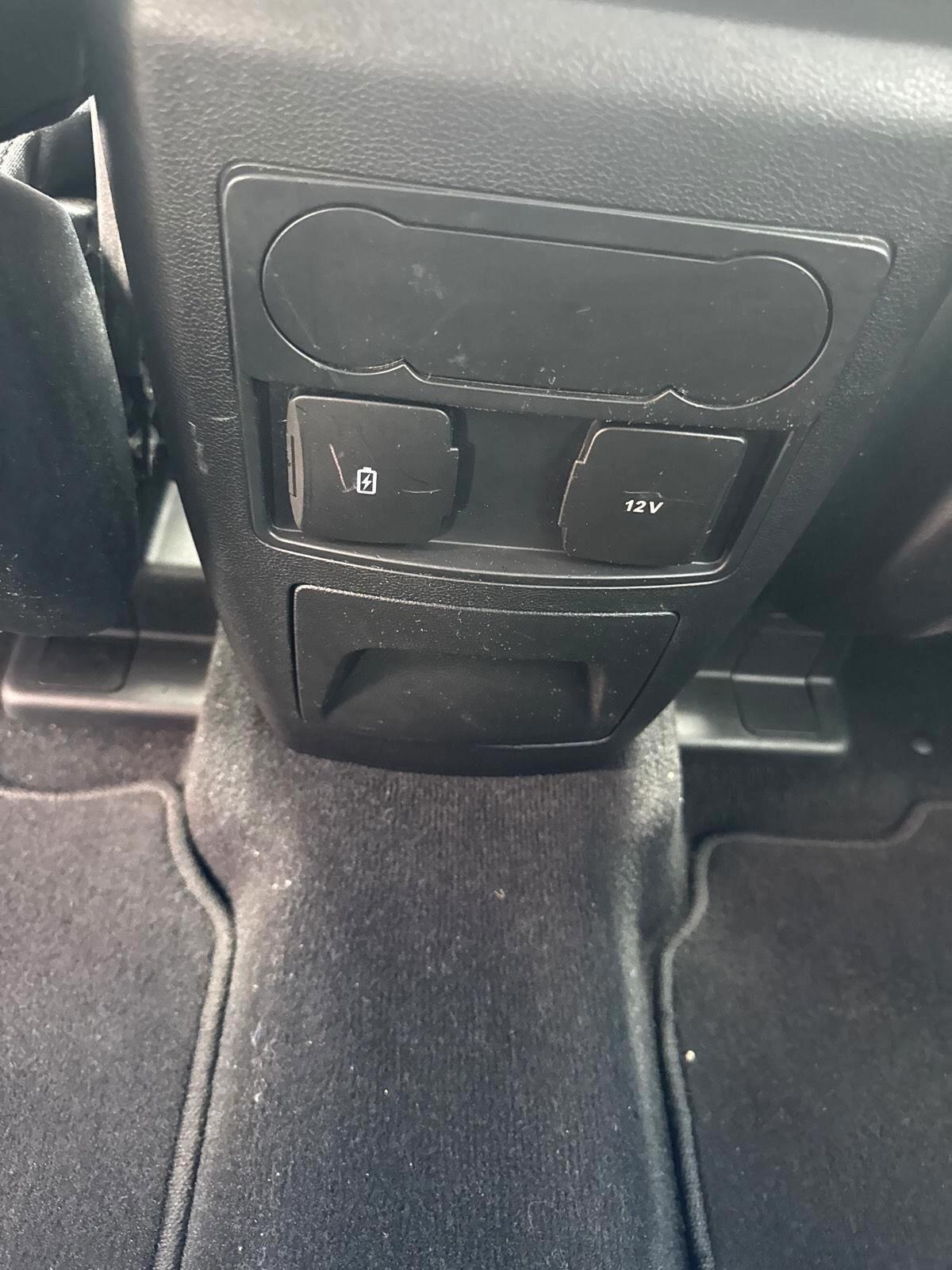 Ford Explorer XLT 4WD 2023